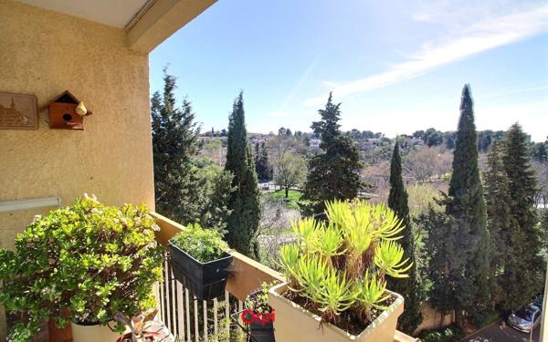 Appartement à vendre    4 pièces • 99 m2 Marseille 14