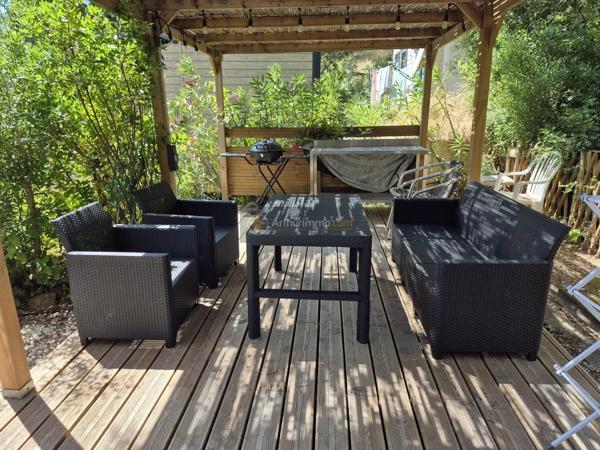 Vente                                                      Terrain
                        
                                                            à Fréjus