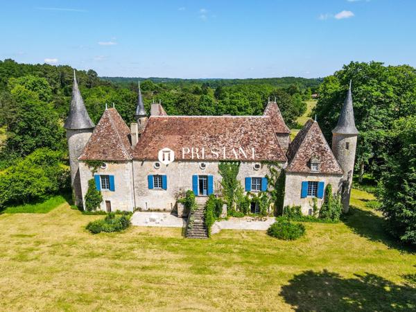 Ravissant manoir en Bergeracois sur plus de 7 hectares de bois et prés, BERGERAC