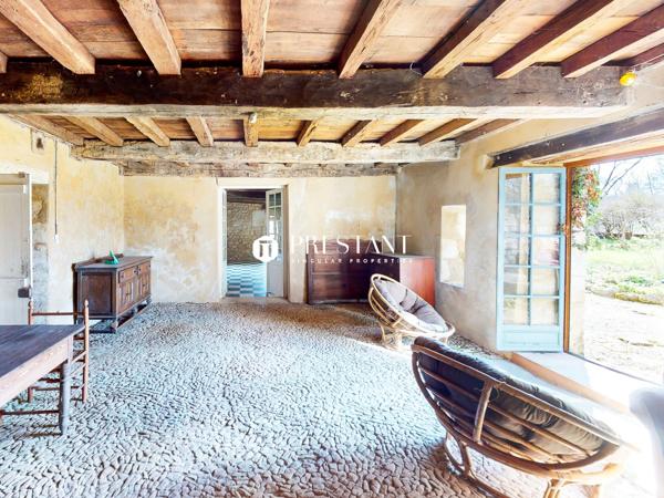 Ravissant manoir en Bergeracois sur plus de 7 hectares de bois et prés, BERGERAC
