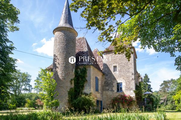 Ravissant manoir en Bergeracois sur plus de 7 hectares de bois et prés, BERGERAC