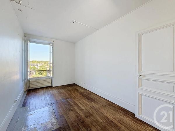Appartement 4 Pièces à vendre  4 pièces - 103,27 m 2   FONTAINEBLEAU  - 77