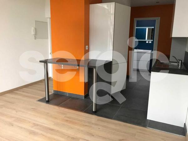 Location 1 Pieces 24 59370 Mons En Baroeul 15 0041 01 0007
