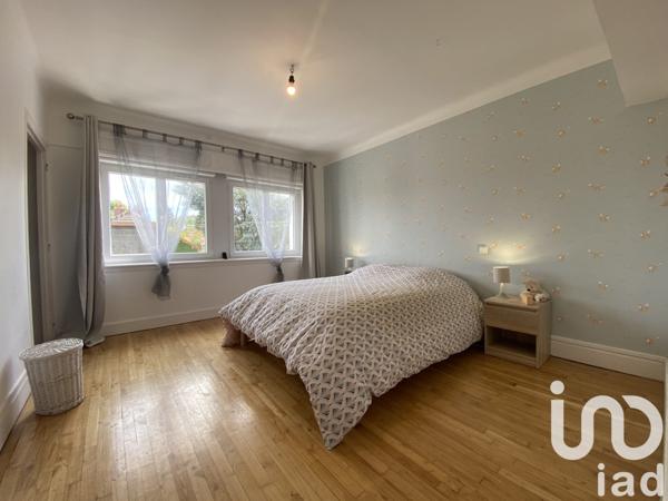 Maison de ville 5 pièces de 140 m² à Guéret (23000)