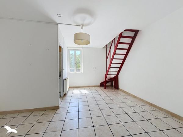 Maison 98 280 € Mehun-sur-Yèvre 3 p 61 m² DPE E