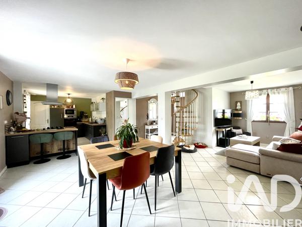 Maison à vendre 6 pièces 138,23 m² Barbey
