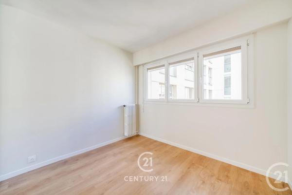 Appartement à vendre  3 pièces - 48,01 m 2   PARIS  - 75015