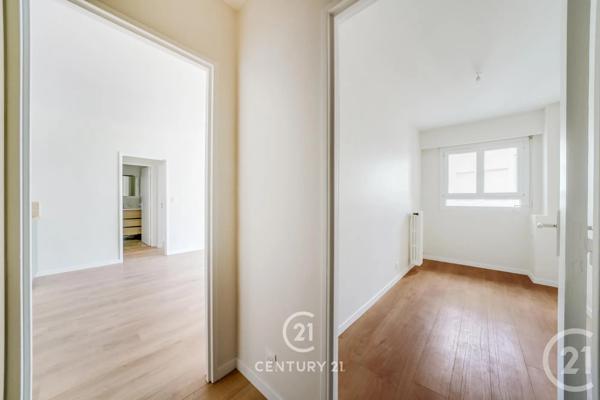 Appartement à vendre  3 pièces - 48,01 m 2   PARIS  - 75015