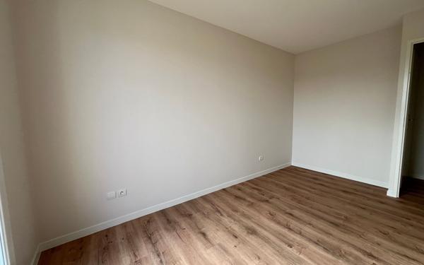 Maison à vendre    5 pièces •  Chauray