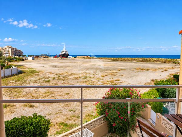 LE BARCARÈS - VUE MER - 2 CHAMBRES + COIN NUIT - TERRASSE - PISCINE - IDÉAL LOCATION SAISONNIÈRE