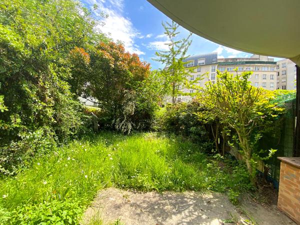 STUDIO 27m² + JARDIN + PARKING - CERGY LE HAUT