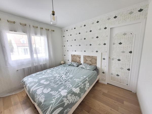 Maison très bien entretenue ! 4 chambres dans quartier pavillonnaire recherché de la Basilique. AU CALME