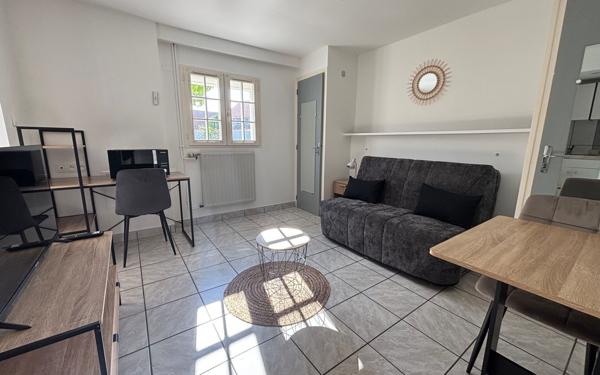 Appartement à louer    1 pièce • 17,08 m2 Poitiers