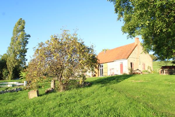 Montaigu-le-Blin (03150) Propriété rénovée à vendre en pleine campagne !