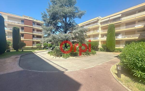 Appartement à vendre    3 pièces • 79,28 m2 Sainte-Maxime