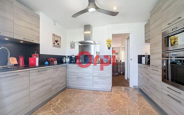 Appartement à vendre    3 pièces • 79,28 m2 Sainte-Maxime