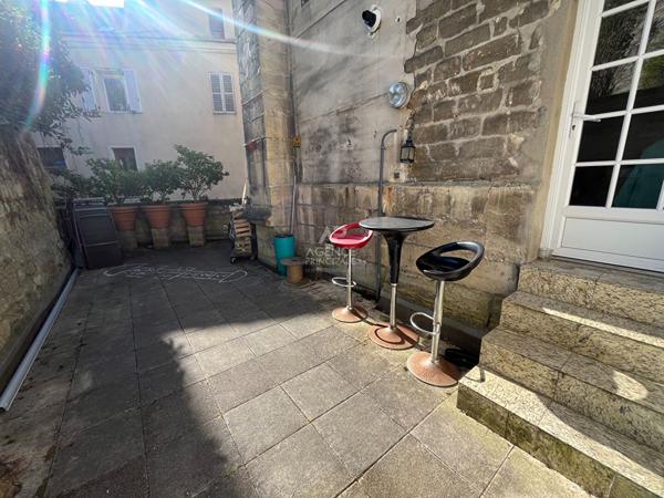 Appartement Pontoise 2 pièce(s) 37.34 m² avec terrasse sans vis à vis 169 000 € **  - Référence  11268