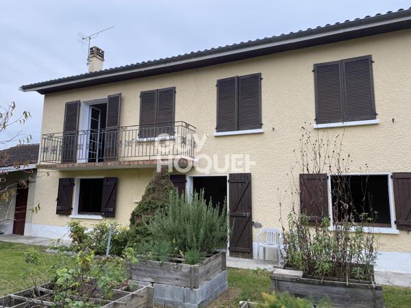 MAISON À VENDRE DE 8 PIÈCES DE 158,00 M²