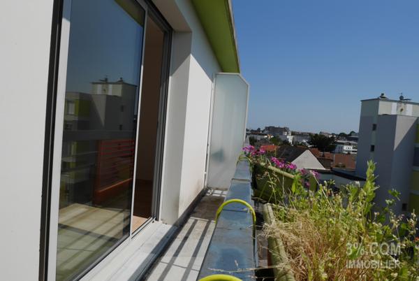 Bel appartement récent T1 Bis, Balcon, 2 Parkings, Cave Rezé (44400)