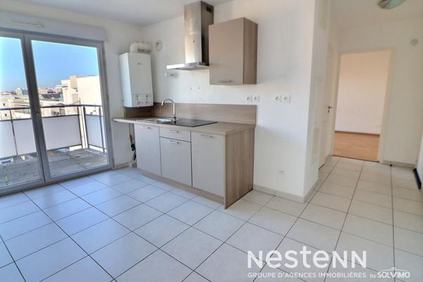Appartement Mions Joliot Curie 2 pièces 36 m2 balcon place de stationnement