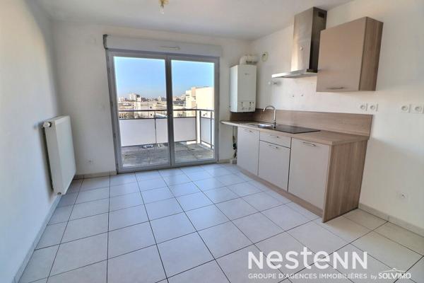 Appartement Mions Joliot Curie 2 pièces 36 m2 balcon place de stationnement