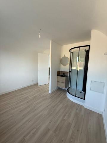 Maison, 94 m2 entièrement rénovée à Bois-Guillaume - 348 000  DPE D