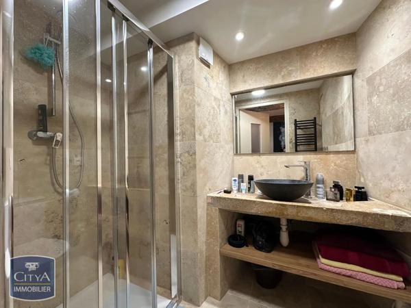 Appartement à louer 1 pièce 24.26m² Roquemaure (30150)