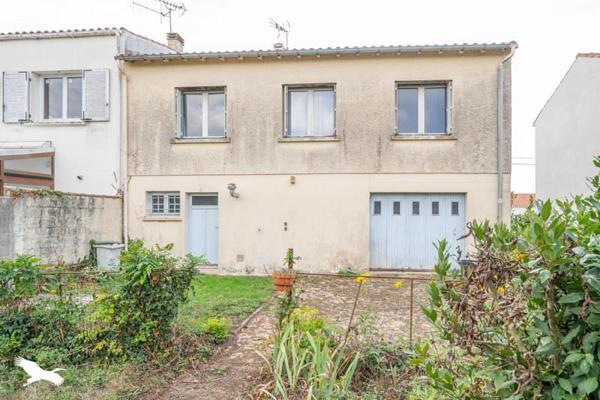 Maison à vendre 179 655 € Rochefort 5 p 113 m² DPE E
