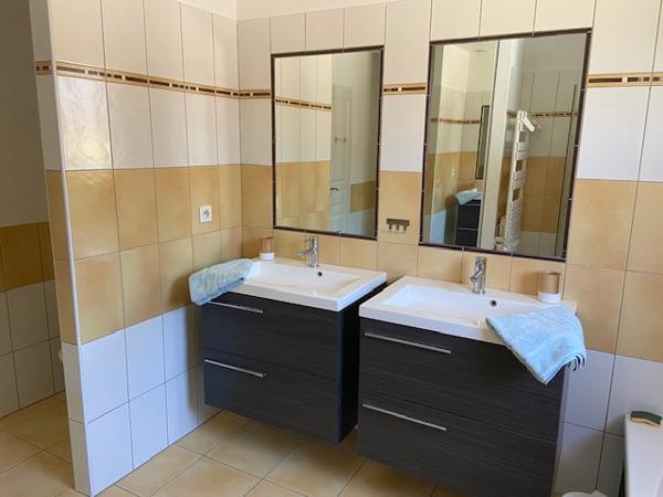 Ste lucie de porto vecchio (20144) Villa 4 chambres piscine proche Pinarello.