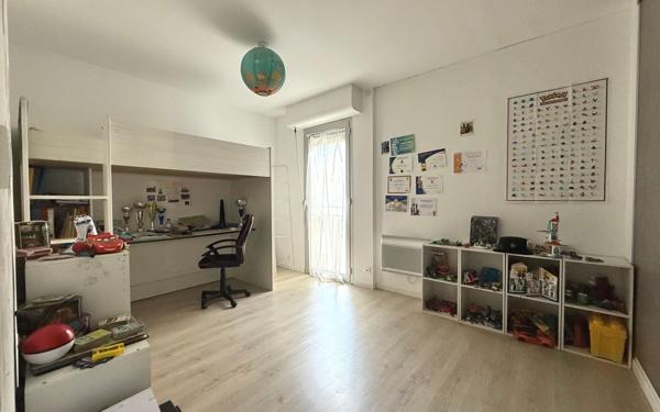 Appartement à vendre    4 pièces • 110 m2 Santa-Maria-di-Lota