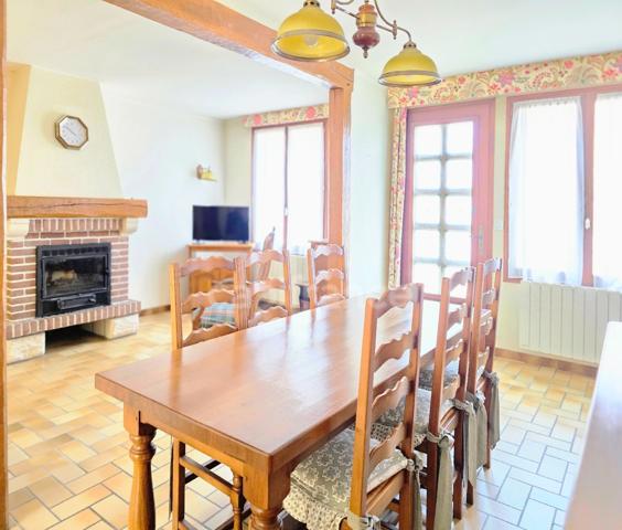 À VENDRE MAISON DE VILLE PROCHE DE LA MER de 77.5m², 4 pièces a EU (76)