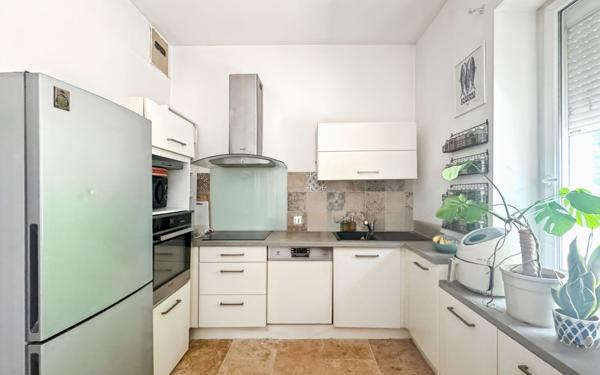 Maison à vendre    5 pièces •  Marseille 15