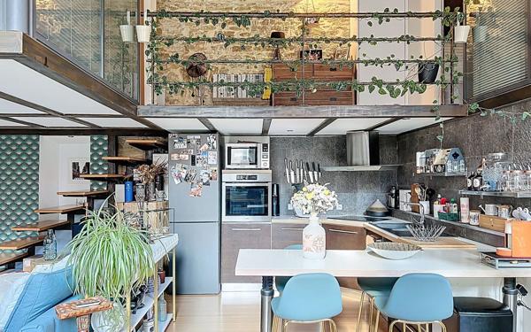 Appartement à vendre    3 pièces • 77,30 m2 Lyon 1