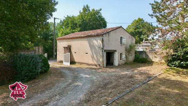 Propriété 5 chambres au bord du lot avec dépendance et garage. Soturac (46700)