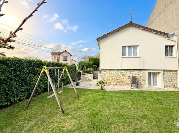 Maison de charme 1929 rénovée: 3 chambres dont 1 suite parentale.