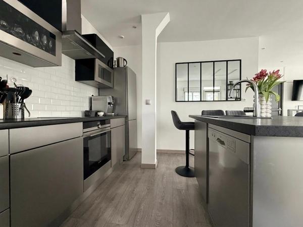 Maison de charme 1929 rénovée: 3 chambres dont 1 suite parentale.