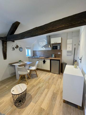 86100 CHATELLERAULT CHATELLERAULT : studio meublé 15m2 !