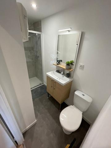 86100 CHATELLERAULT CHATELLERAULT : studio meublé 15m2 !