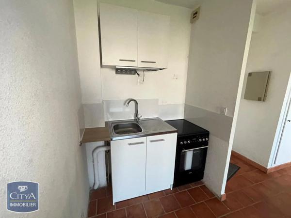 Appartement à louer 2 pièces 25.77m² Fréjus (83600)