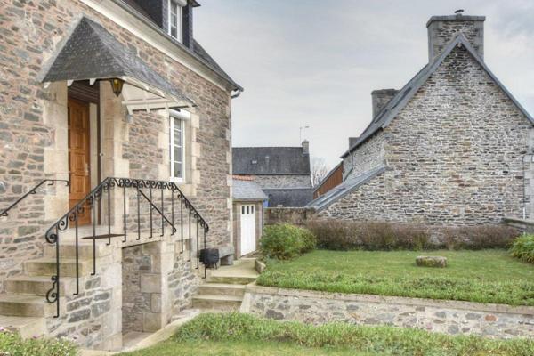 Maison en pierres proche des commodités