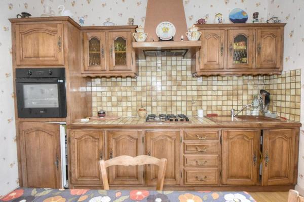 Maison en pierres proche des commodités