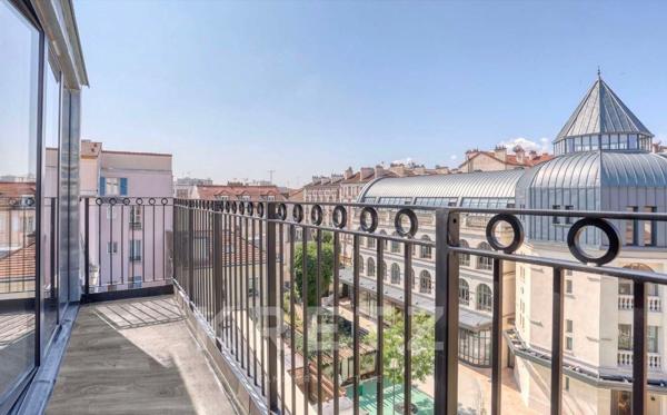 Duplex neuf en dernier étage au Centre de Puteaux