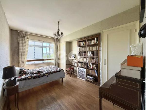 Croix-Rousse – T5 128 m² traversant, double balcon, 6ème étage avec ascenseur