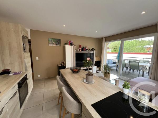 Appartement F3 à vendre  3 pièces - 58,43 m 2   MOUTHE  - 25