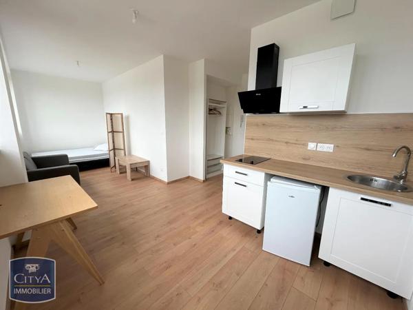Appartement à louer 1 pièce 28.03m² Saint-Quentin (02100)
