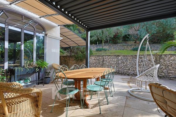 Villa d'architecte à proximité de l'école internationale IBS