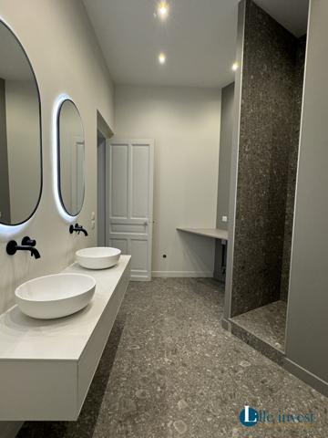 Vue sur la porte de Paris