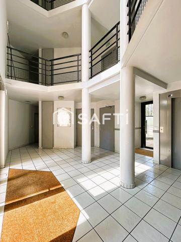 Appartement vendu loué dans résidence ravalée