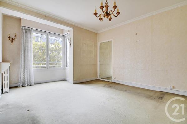 Appartement F2 à vendre  2 pièces - 60,78 m2 PARIS - 75015