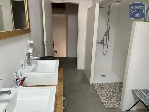 Vente maison 8 pièces de 350m²